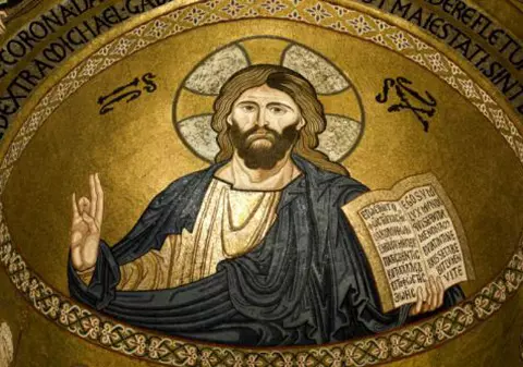 VIDEO/ Pomenirea celor 10 fecioare în Marțea Mare din Săptămâna Patimilor