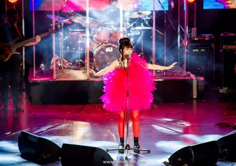 VIDEO EXCLUSIV/ Irina Rimes vrea să-și aducă părinții în România. „Le iau o căsuță mică undeva la Sinaia sau Predeal”