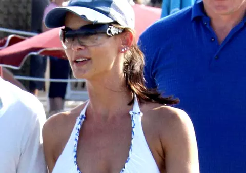 Karen McDougal poate vorbi despre relația cu Donald Trump, după ce a fost a fost eliberată miercuri cu angajamentul de confidențialitate