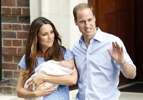 Ce se întâmplă în Marea Britanie când se naște un copil în familia regală