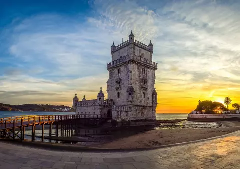 (P) Tradiții portugheze și peisaje ce îți taie respirația, în Lisabona și Madeira