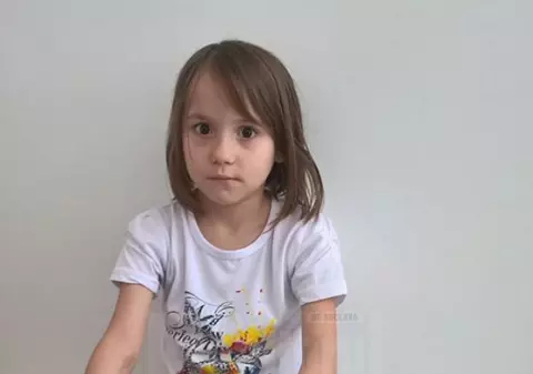 O fetiță din Suceava suferă de fibroză chistică la doar opt ani. Copilei i-a fost anulat transplantul de plămâni în Austria