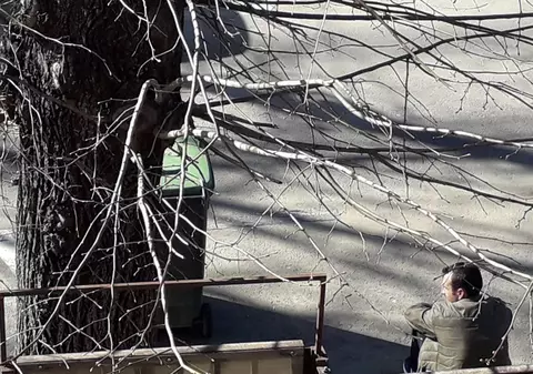 Piromanul din București a fost surprins când incendia o mașină! Proba care l-a înfundat definitiv