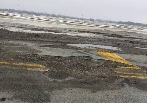 Traficul aerian cu avioane mari ar putea fi restricționat pe Aeroportul Otopeni