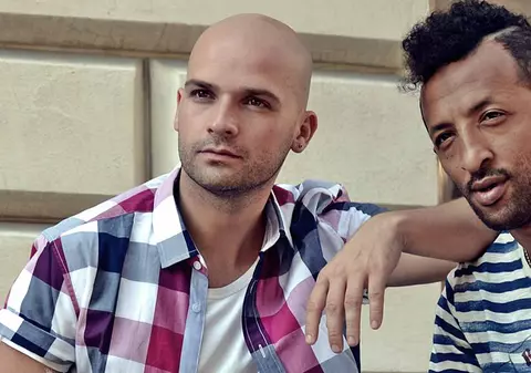 Video EXCLUSIV Andrei Ștefănescu și Kamara sunt împreună de 14 ani! Au împărțit și scena, și casa!