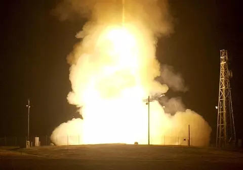 SUA au testat o rachetă intercontinentală. Arma este o versiune modernizată a rachetelor din perioada Războiului Rece
