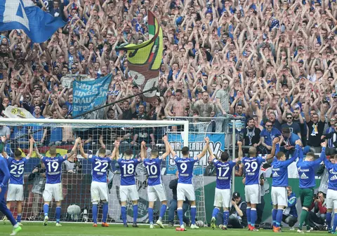 Bundesliga Germania, etapa a 30-a. Schalke a câștigat derby-ul cu Dortmund. Mainz a bătut-o pe Freiburg | VIDEO