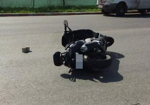 Un motociclist a fost omorât de un șofer neatent, în Pipera. A ieșit dintr-o parcare și nu a acordat prioritate