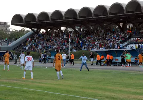 Campionatul de fotbal din Siria continuă, chiar dacă SUA și aliații au bombardat mai multe ținte guvernamentale