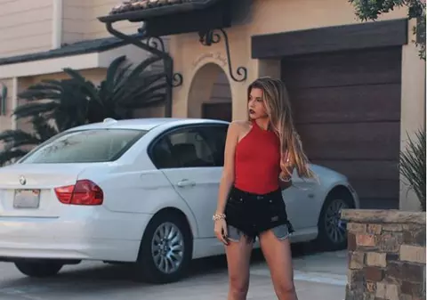 FOTO | Povestea tinerei care a murit în timp ce se îndrepta către festivalul Coachella. Voia să devină model