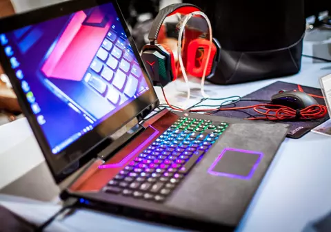 Tuning de laptop. Idei nebune care iti fac laptopul unic