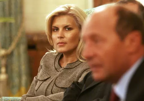 VIDEO/ Băsescu, prima reacţie după condamnarea Elenei Udrea