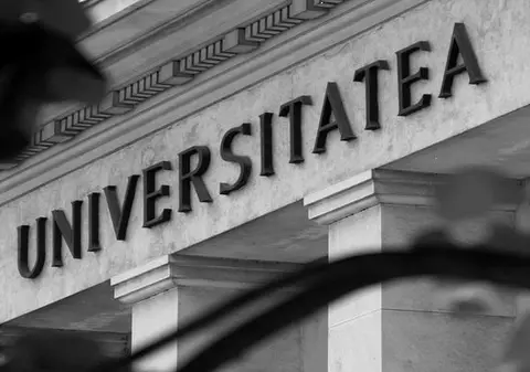 Studenții și profesorii Universității din București, în grevă japoneză