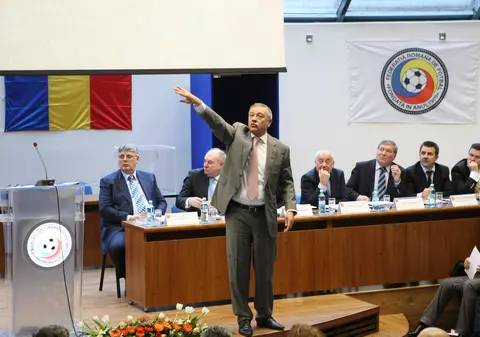Mircea Sandu, revoltat după alegerile de la FRF. ”Nici Ceaușescu nu își permitea să facă așa ceva la congres”