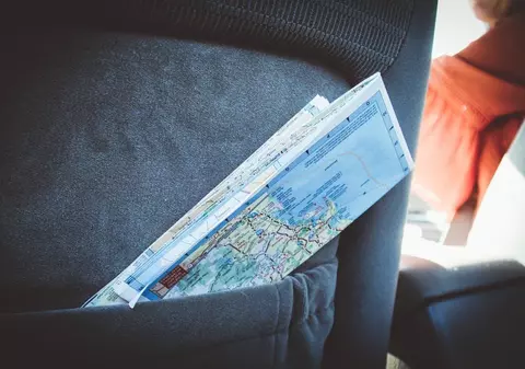 (P) Cum gestionezi financiar plecarea în vacanță? Fă-ți cererea de concediu!