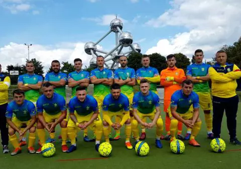 Echipa alcătuită din români care a devenit campioană în Belgia. FC Amicii Bruxelles a câștigat titlul