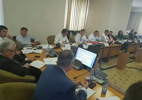 Prefecții devin demnitari publici; Modificarea, în noul proiect al Codului Administrativ