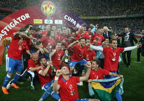 LIVEBLOG Finala Cupei României la fotbal, CSU Craiova - Hermannstadt 2-0. Goluri pentru Gustavo și Mitriță. Primul trofeu pentru noua echipă a Craiovei | GALERIE FOTO