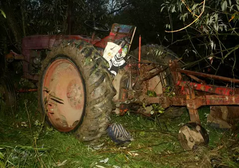 Accident mortal după ce un tractor s-a răsturnat în Brașov. O persoană a murit și alte patru au fost rănite