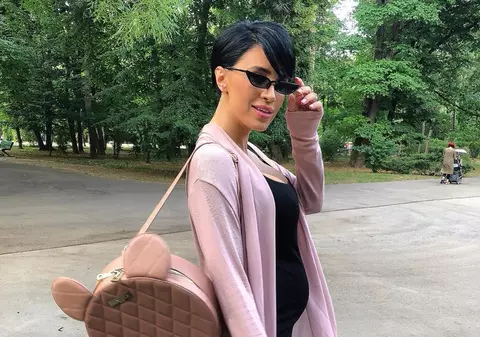 Adelina Pestrițu, însărcinată și cu posteriorul la vedere. Ce apariție