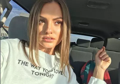 Alexandra Stan a luat 6 kilograme într-o lună. "Mâncam numai mâncarea lor"