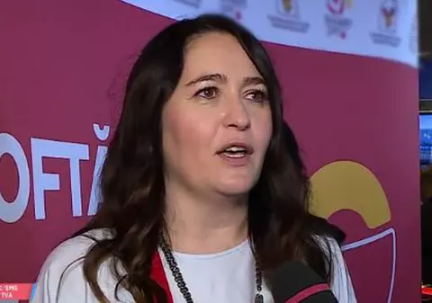 Amalia Năstase s-a recăsătorit la Las Vegas. “Au fost și fetele, a fost o nebunie”