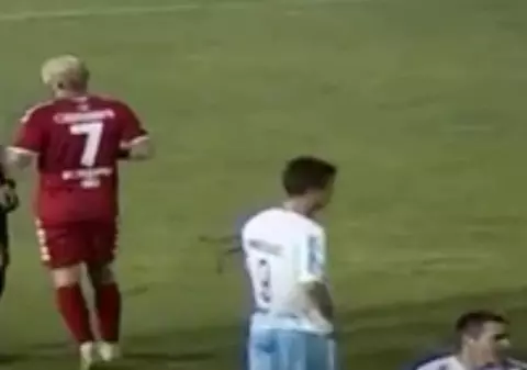 Arbitrul sârb Srdan Obradovici a fost arestat 30 de zile pentru că a acordat un penalty imaginar | VIDEO