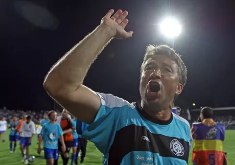 Dan Petrescu îi ia pe Kevin Boli și pe Ciprian Deac la Guizhou Hengfeng. Ce a spus ”Bursucul”, la despărțirea de CFR Cluj