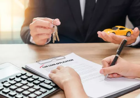 Ce este contractul de comodat auto și ce acte sunt necesare pentru a-l încheia, în 2025