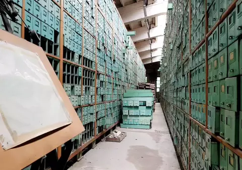 VIDEO EXCLUSIV | ”Biblioteca de piatră”, evacuată. Institutul Geologic al României a fost somat de un executor judecătoresc