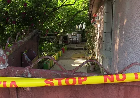 Bărbat din Dej, găsit mort în casă. De ce polițiștii consideră moartea suspectă