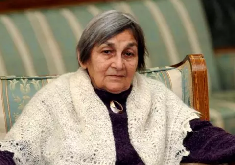 Doina Cornea a fost înmormântată la Cluj cu onoruri militare. La funeralii a fost prezent și fostul președinte Emil Constantinescu