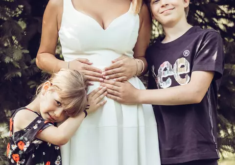 Ela Crăciun, probleme cu sarcina. La ce poftește vedeta, gravidă pentru a treia oară