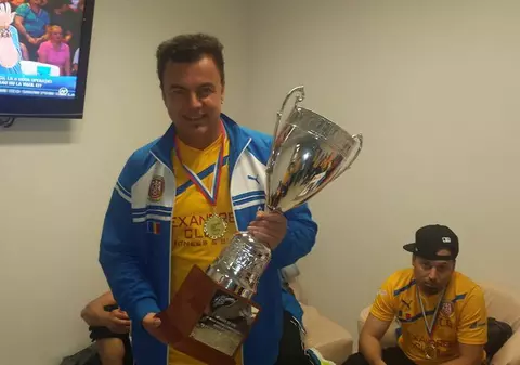 La 52 de ani, Adrian Enache se retrage din activitate! A predat banderola de căpitan al Naționalei de Fotbal a Artiștilor