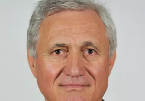 Senatorul PMP Ion Ganea pleacă la PSD; Grupul PMP din Senat se dizolvă