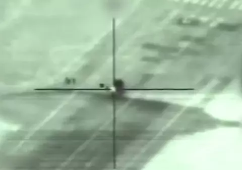 Imagini cu obiective militare iraniene din Siria lovite în timpul atacului israelian. Reacția lui Trump