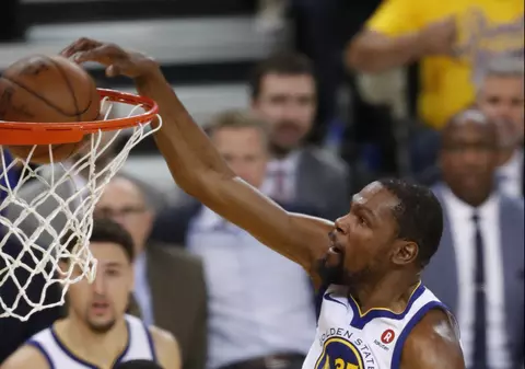 Golden State Warriors - Cleveland Cavaliers, finala NBA 2018. Campionii en-titre s-au calificat în meciul decisiv cu Houston Rockets