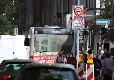 Hamburg a devenit primul oraș din Europa care a interzis mașinile Diesel