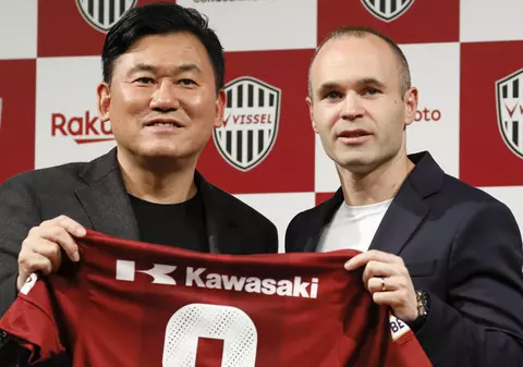 Iniesta, la Vissel Kobe, în Japonia