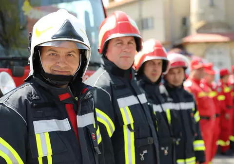 Minivacanța de 1 Mai a fost ”încinsă” de 300 de incendii. În cele cinci zile, peste 3.700 de români au nevoie de ajutor medical