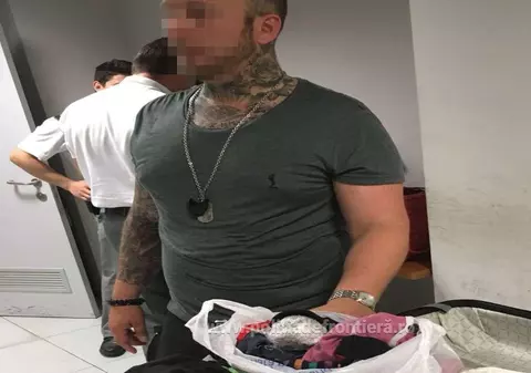 Un italian a fost prins cu droguri în Aeroportul Otopeni. Bărbatul a prezentat un buletin fals / FOTO&VIDEO