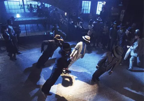 Cercetătorii au explicat cum sfida Michael Jackson gravitatea