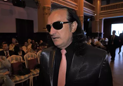 VIDEO EXCLUSIV/ Miron Cozma e în trend! „Studiez moda internațională, chiar dacă nu am bani pentru asta”