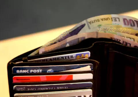 Salariul mediu net a crescut la 4.765 de lei în noiembrie 2023. Unde sunt cele mai mari salarii