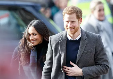Ce dar ar putea primi Prințul Harry și Meghan Markle de la Regina Elisabeta a II-a, după nunta regală