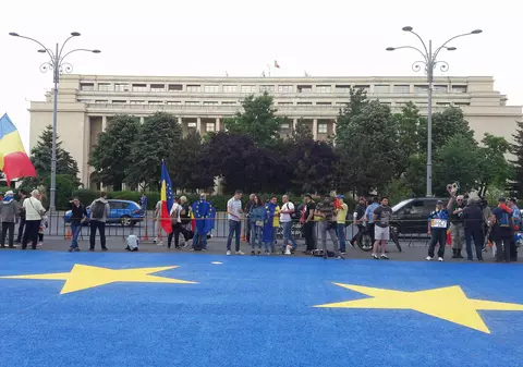 Proteste în Piața Victoriei, sâmbătă, 12 mai