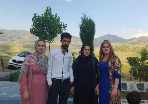 VIDEO/Asistenta medicală din Irak, refugiată cu familia în România. ”Merg la piaţă, pe stradă, unde vreau. Nu-mi mai este frică”