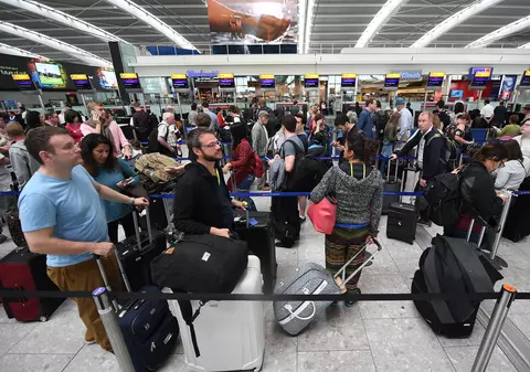 Românii au devenit a doua cea mai numeroasă comunitate din Marea Britanie