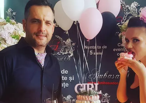 Cristina Sișcanu și Mădălin Ionescu și-au reînnoit jurămintele de la nunta. Evenimentul a avut loc astăzi