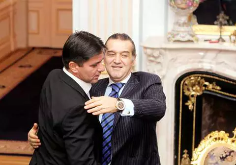 Lăcătuș nu i-a rămas dator lui Gigi Becali: ”Felicitări FCSB-ului că a terminat pe locul 2!”. Cum explică ratarea promovării